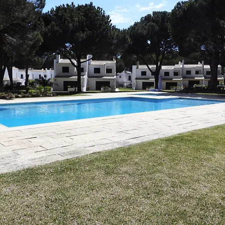 Vilamouratenis Spring By Sapvillas Casa vacanze